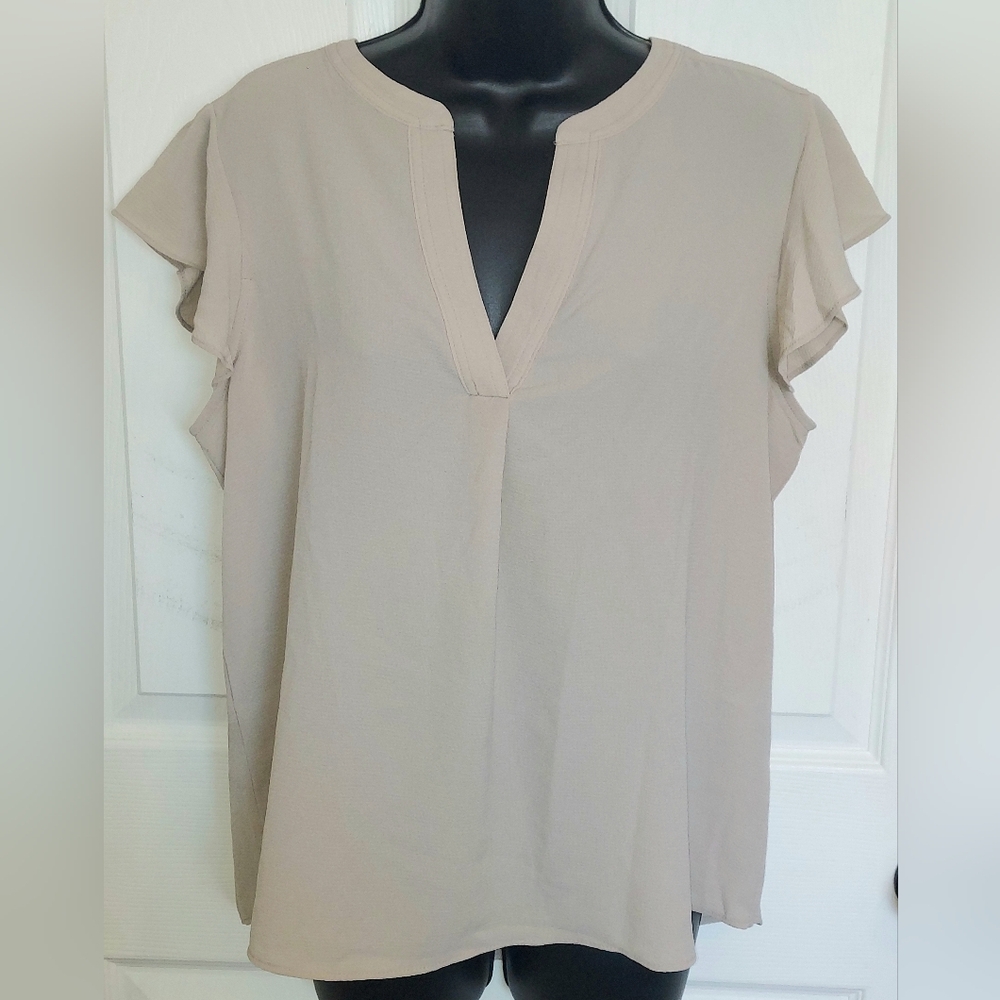 NWOT Calvin Klein Chiffon V-neck Cap-sleeve blouse -Khaki - Picture 1 of 5
